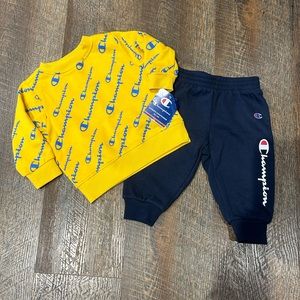 New Champion Outfit 12M